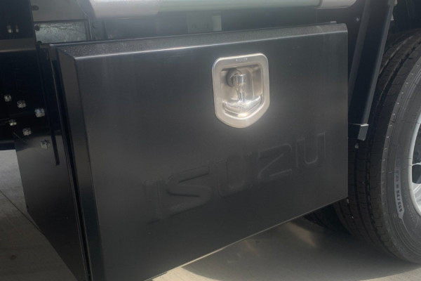 2026 Isuzu  NPR 45/65-175 DT D34 TRADE TRADEPACK Tray Image 19