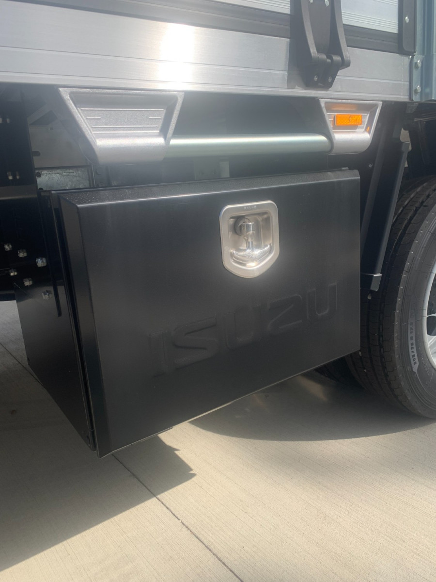 2026 Isuzu  NPR 45/65-175 DT D34 TRADE TRADEPACK Tray Image 19