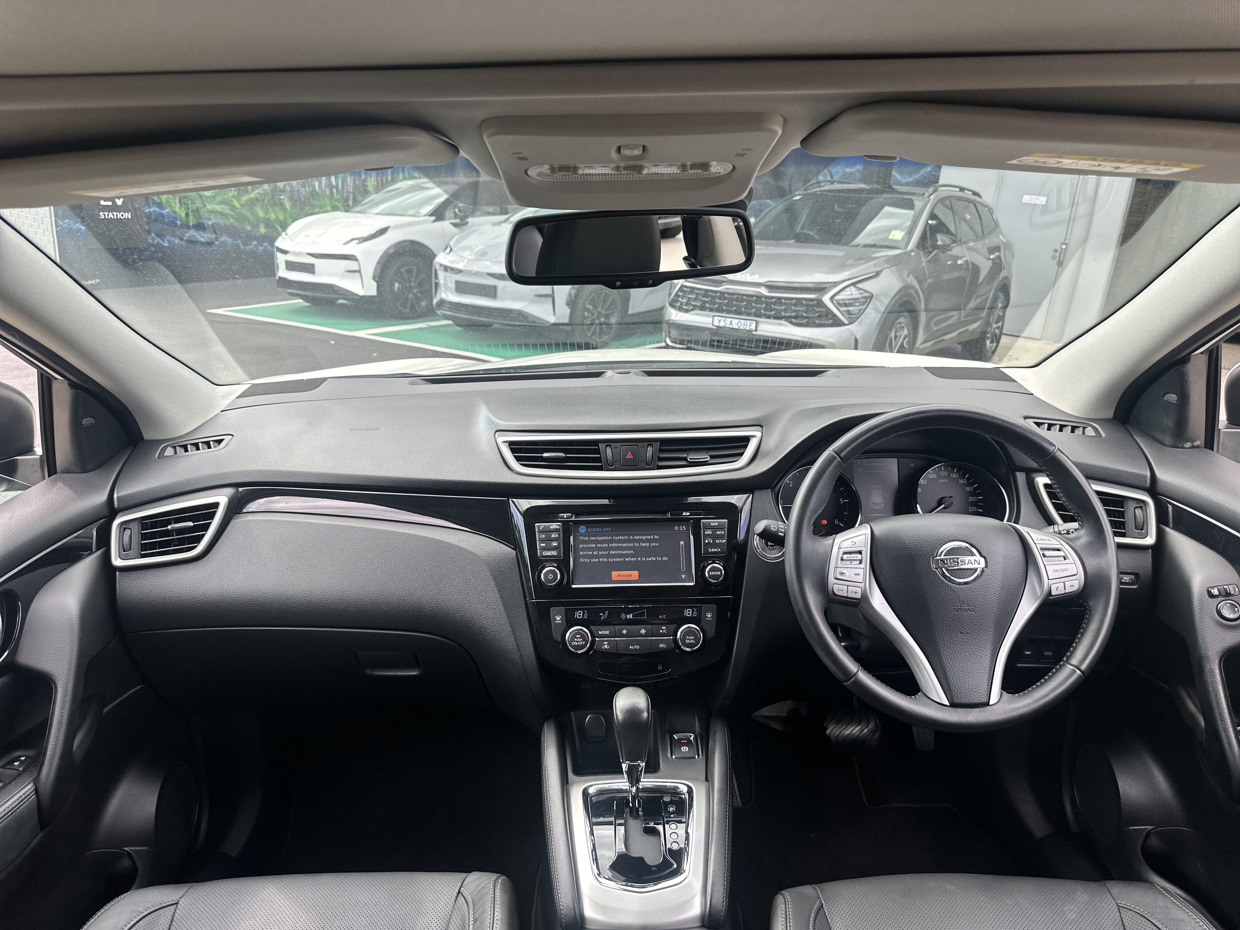 2015 Nissan QASHQAI J11 TL SUV Image 12