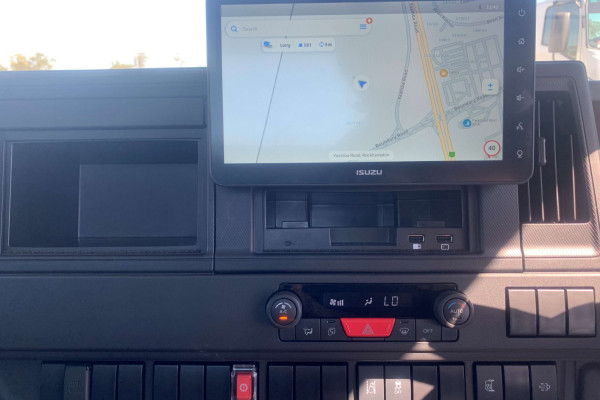 2026 Isuzu NPR Cab Chassis Image 25