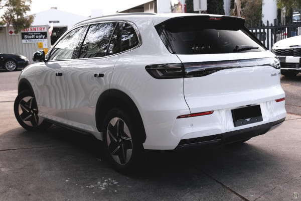 2026 MY27 Geely EX5 E245 Complete Extended Range SUV Image 4