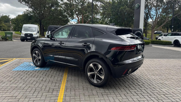 2024 MY24.75 Jaguar E-PACE X540 R-Dynamic SE SUV image 10
