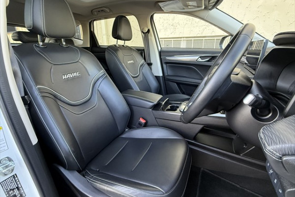 2022 Haval Jolion A01 Ultra Hybrid SUV Image 11