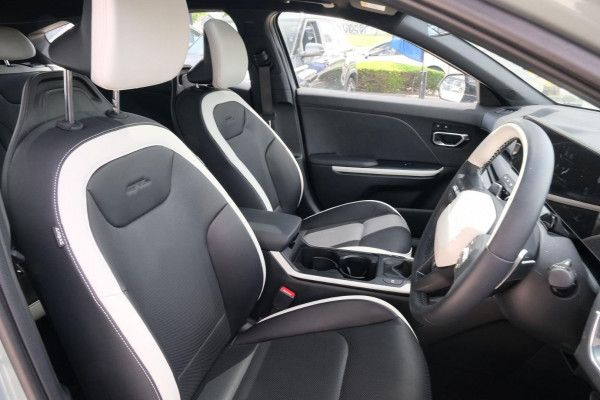 2026 Kia K4 CL4m GT-Line Hatch Image 7