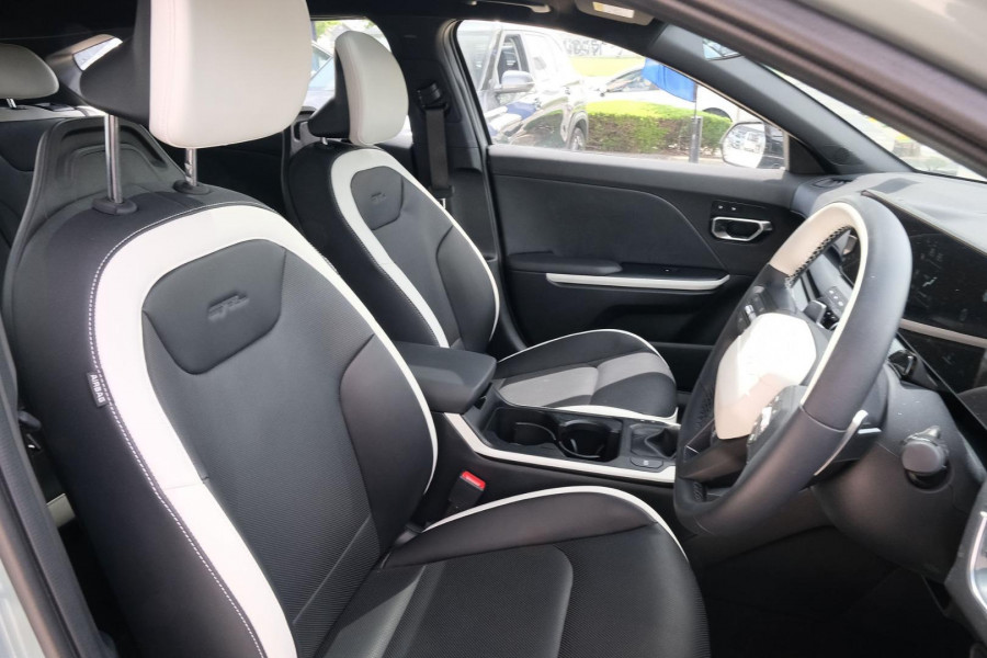 2026 Kia K4 CL4m GT-Line Hatch Image 7