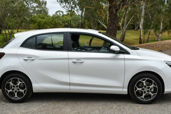 2025 MG MG3 ZP22 Essence Hatch