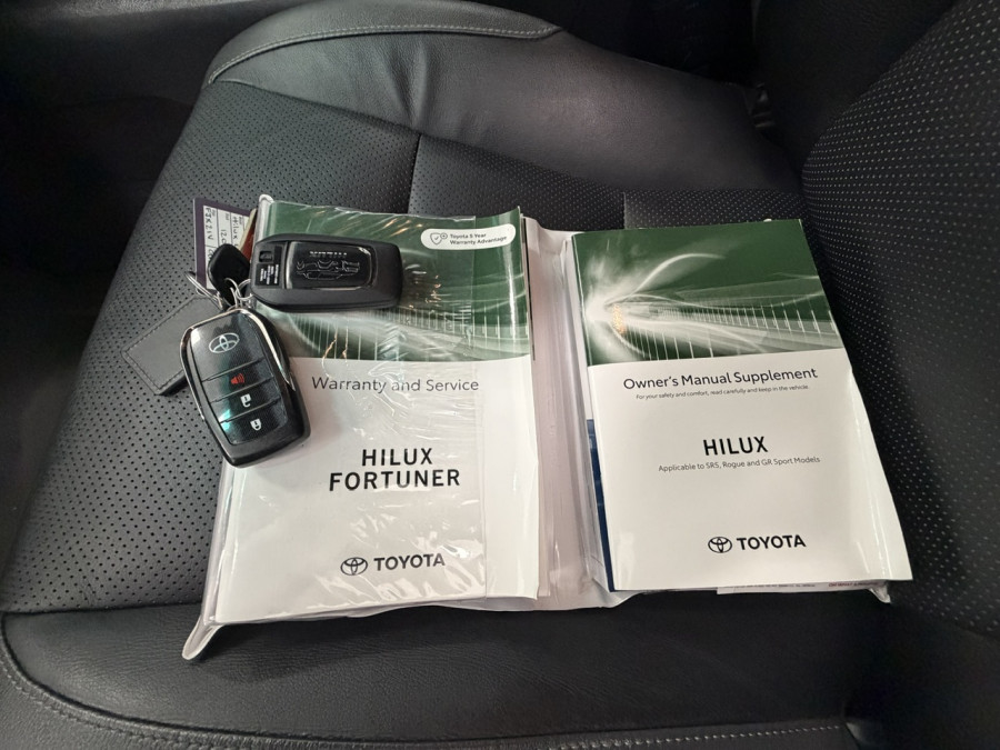2024 Toyota HiLux GUN126R Rogue 48V Ute Image 24