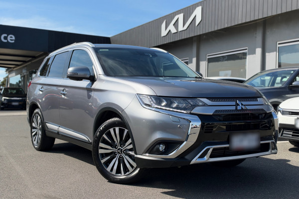 2018 MY18.5 Mitsubishi Outlander ZL Exceed SUV Image 1
