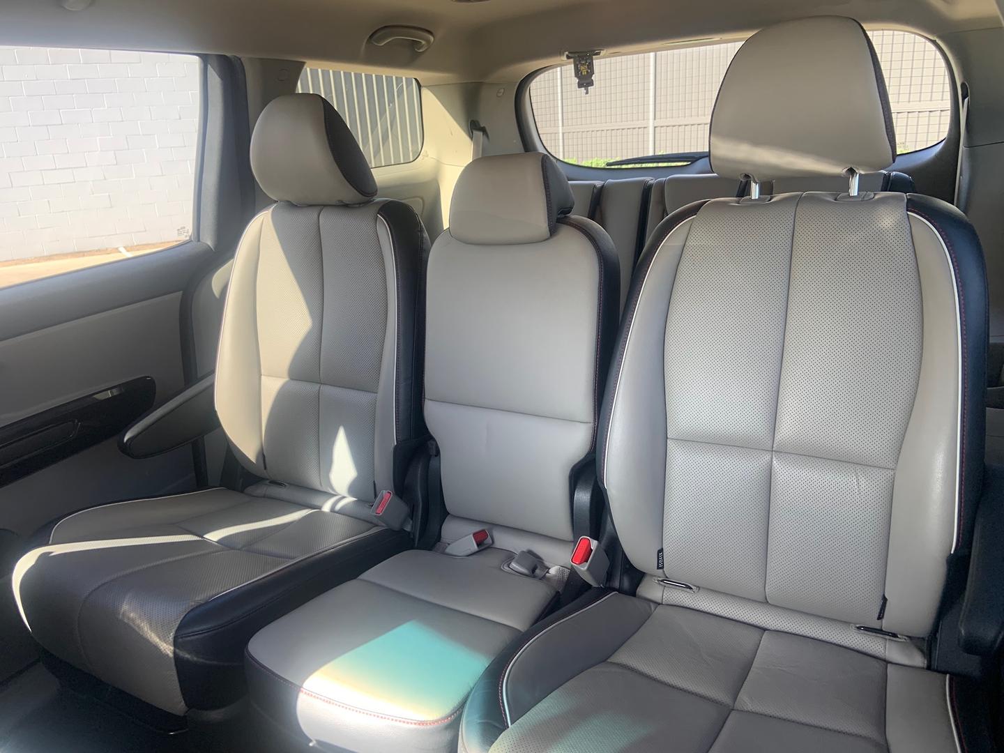 2020 Kia Carnival YP SLi Van Image 21