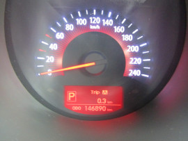 2011 Kia Sorento R 7 Seater 2.2 Diesel Sports utility vehicle