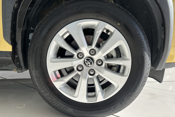 2021 Toyota Yaris Cross MXPB10R GX SUV Image 5