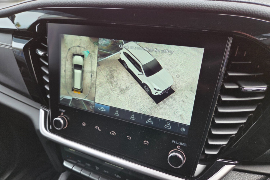 2025 Isuzu MU-X LS-T SUV Image 16