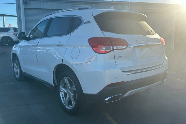 2020 Haval H2  Premium SUV Image 6