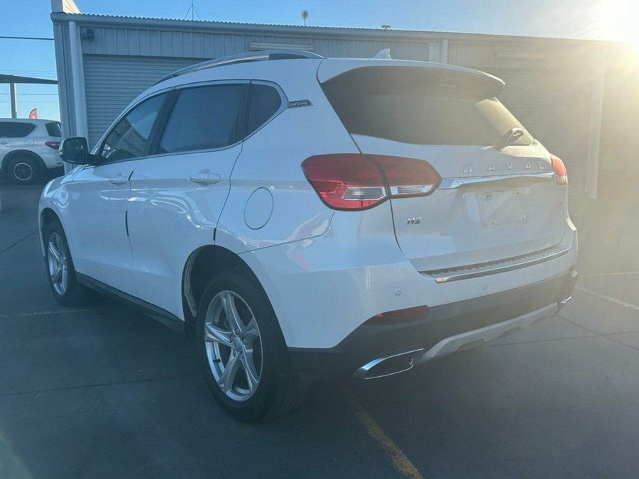2020 Haval H2  Premium SUV Image 6