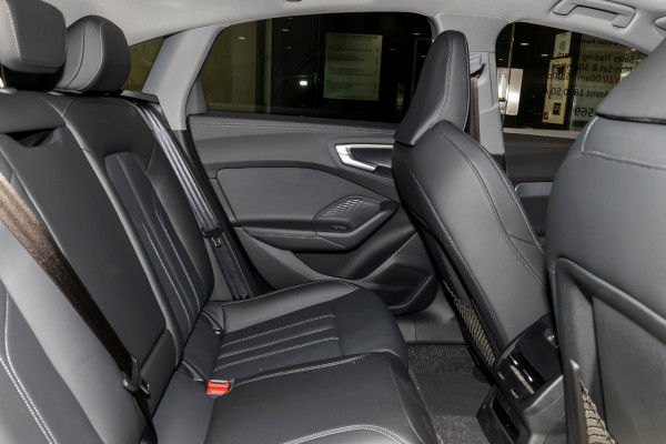 2025 Audi A5 B10 TFSI 150kW S line Sedan image 8