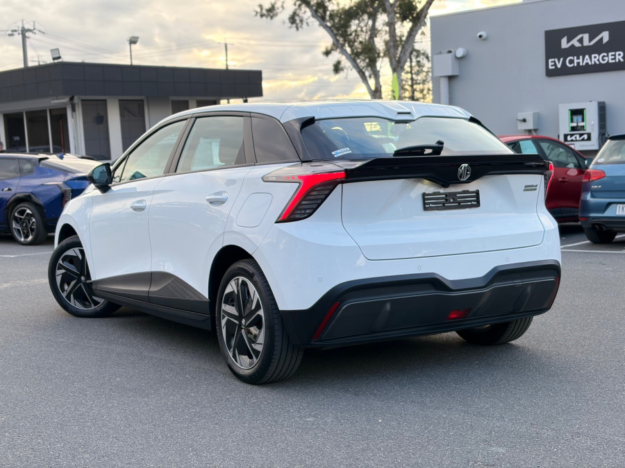 2024 MG MG4 MEH32 Excite 51 Hatch Image 2