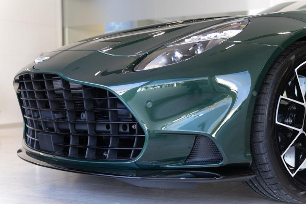 2026 Aston Martin Vanquish   Coupe Image 9