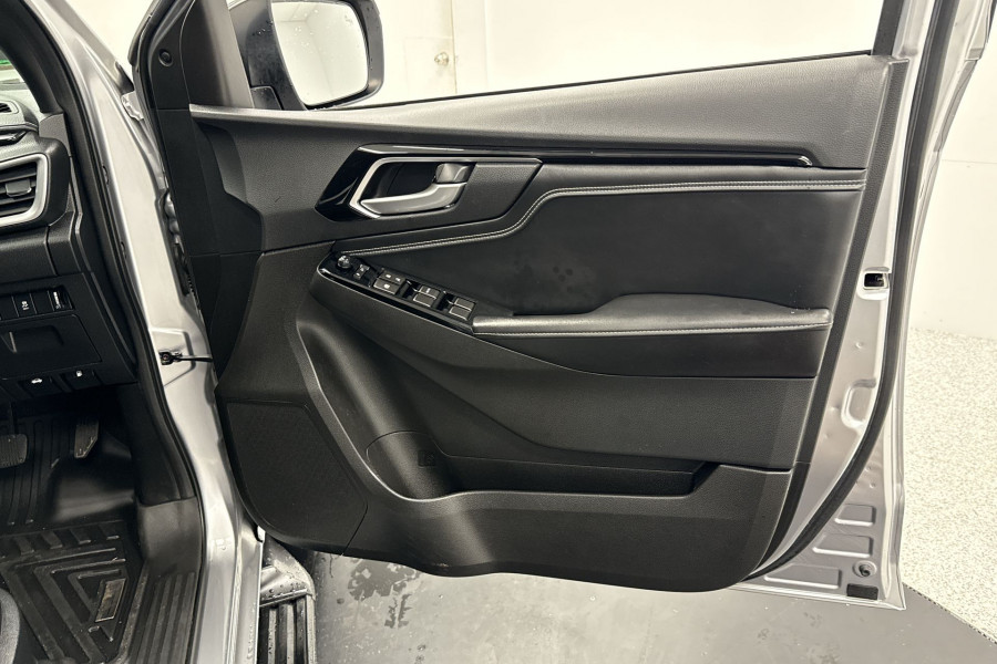 2021 Isuzu D-MAX RG X-TERRAIN Ute Image 18