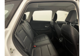 2024 MY24.5 MG ZS ZS32 Essence Hybrid+ SUV