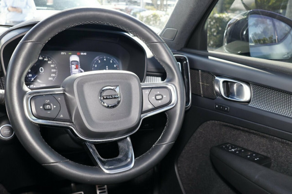 2022 Volvo XC40 XZ T5 R-Design SUV Image 6