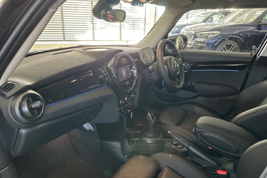 2023 MINI Cooper F55 LCI-2 S Classic Hatch