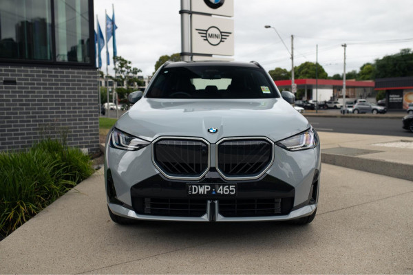2025 BMW X3 G45 20 xDrive SUV image 2