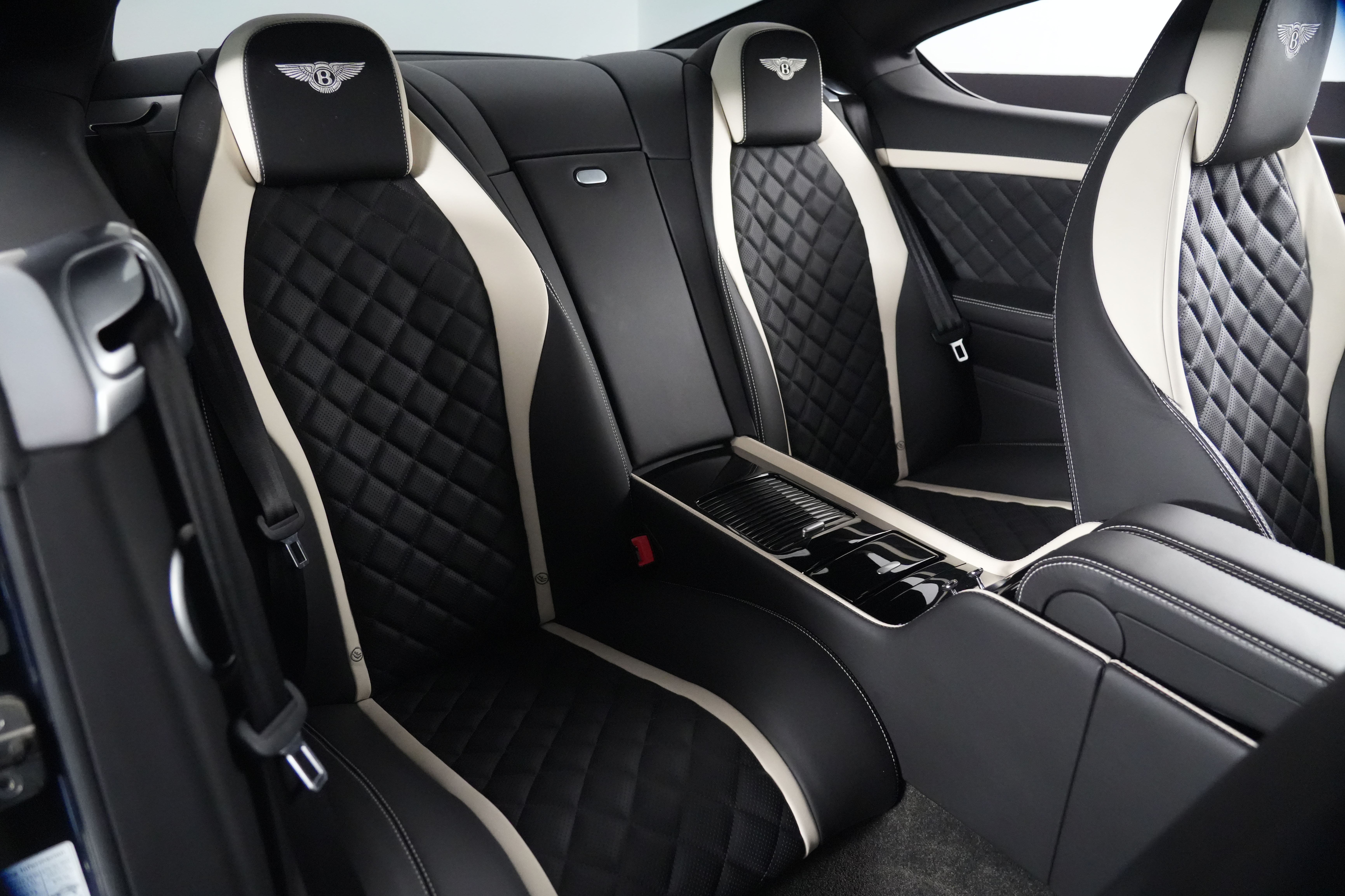 2016 Bentley Continental GT Speed Coupe Image 32