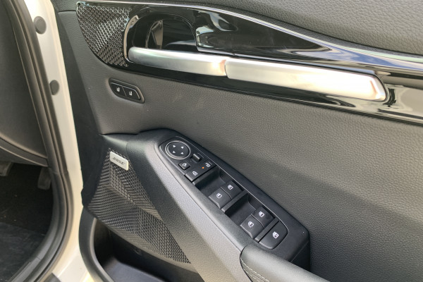 2025 Kia Seltos SP2 PE GT-Line SUV Image 16