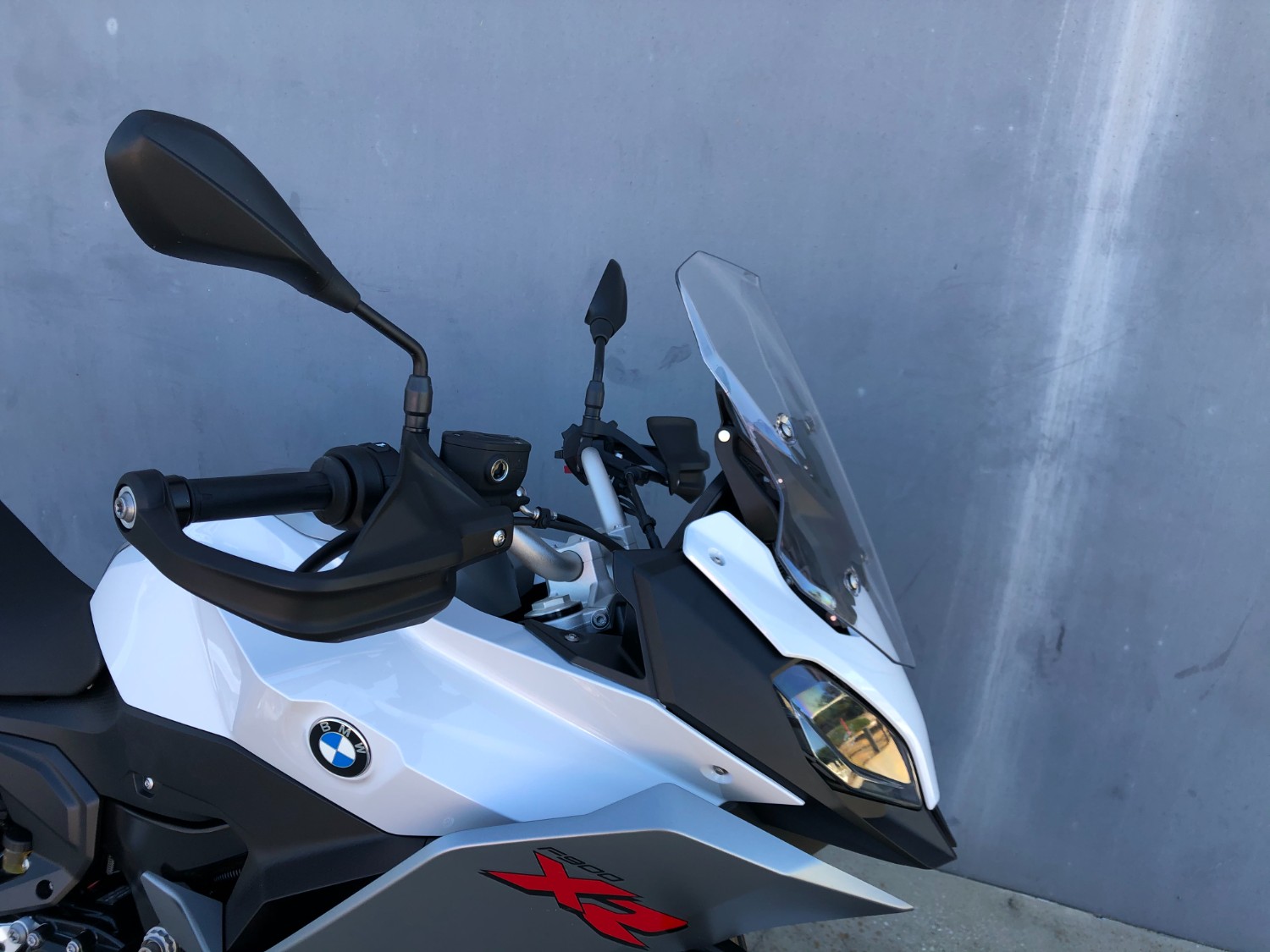 2020 BMW F900 XR Motorcycle Image 25