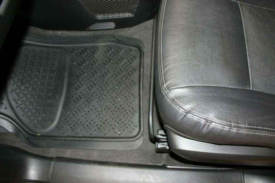 2016 Holden Captiva CG LTZ SUV Image 17