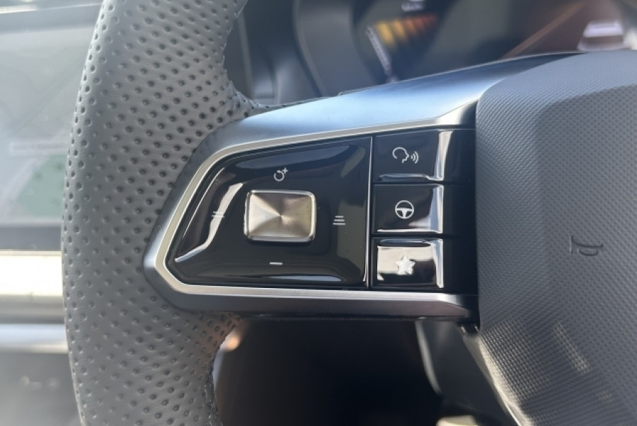 2025 MG ZS ZS32 Essence Turbo SUV Image 17