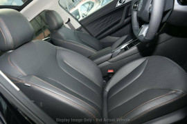 2025 MG HS AS33 Essence SUV