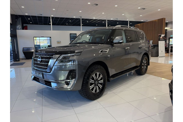 2022 Nissan Patrol Y62 Ti-L SUV Image 5