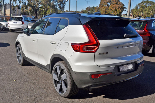 2026 MY27 Volvo EX40  Ultra Twin Motor Performance SUV Image 3
