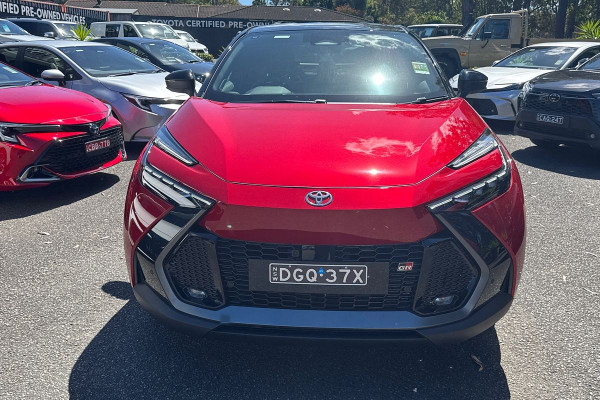 2025 Toyota C-HR MAXH25R (Hybrid) GR Sport SUV Image 8