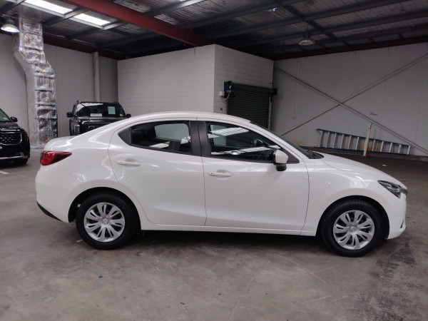 2016 Mazda 2 DJ Series Neo Sedan image 2