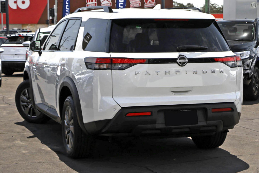 2024 Nissan Pathfinder R53 ST-L SUV Image 9