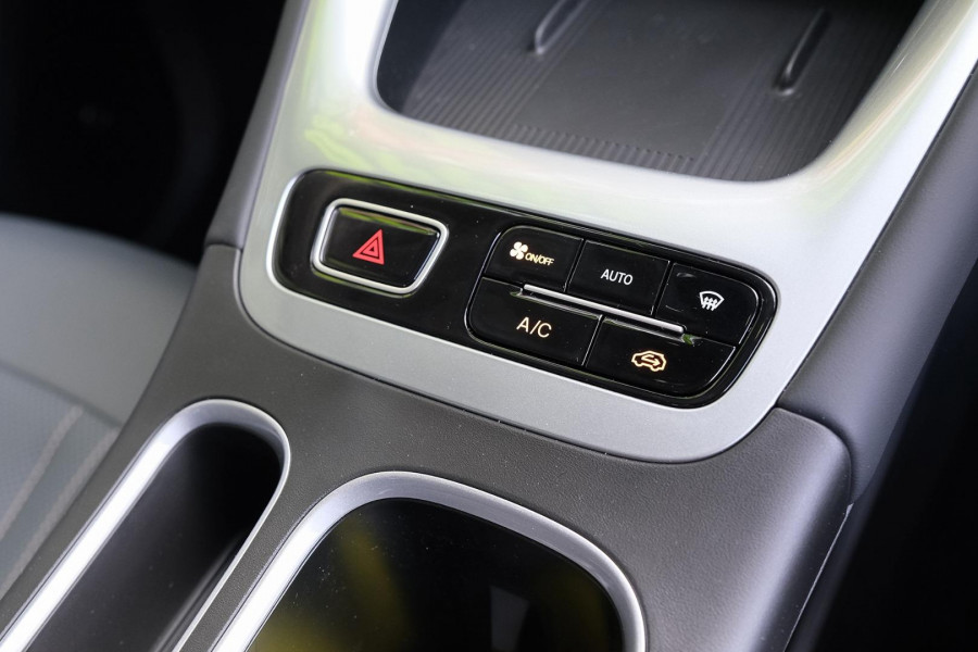 2026 MY27 Geely EX2 E22H Inspire Hatch Image 17