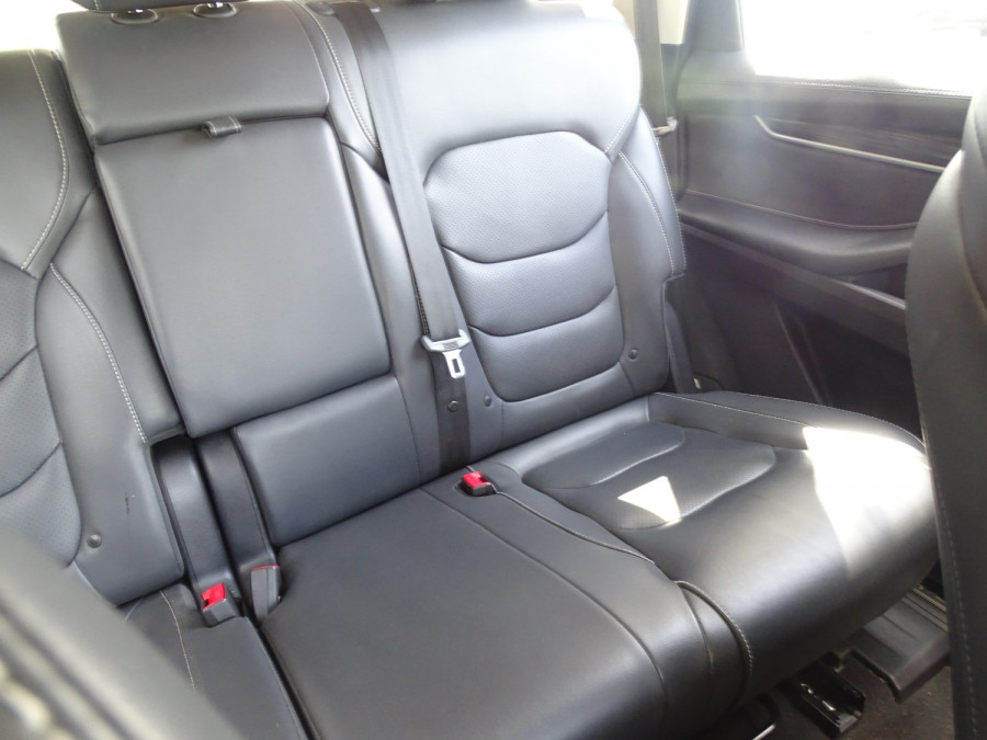 2022 MY21 LDV D90 SV9A Executive SUV Image 13