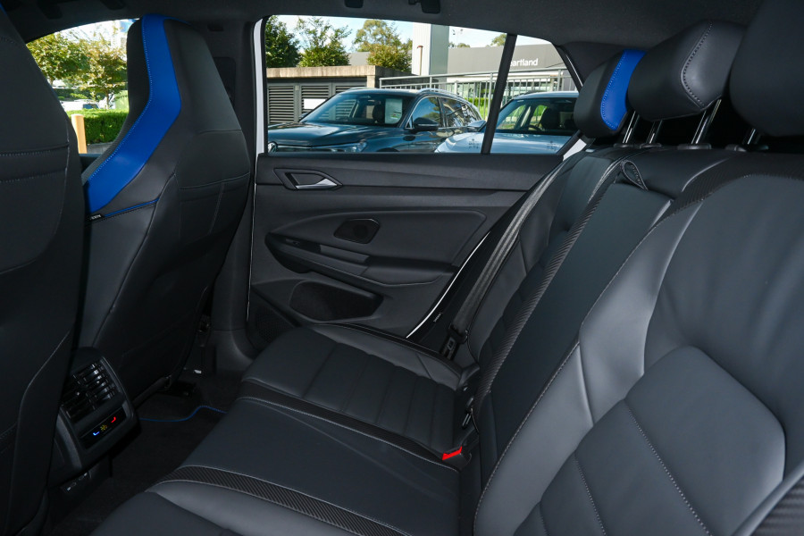 2024 Volkswagen Golf 8 R Hatch Image 9