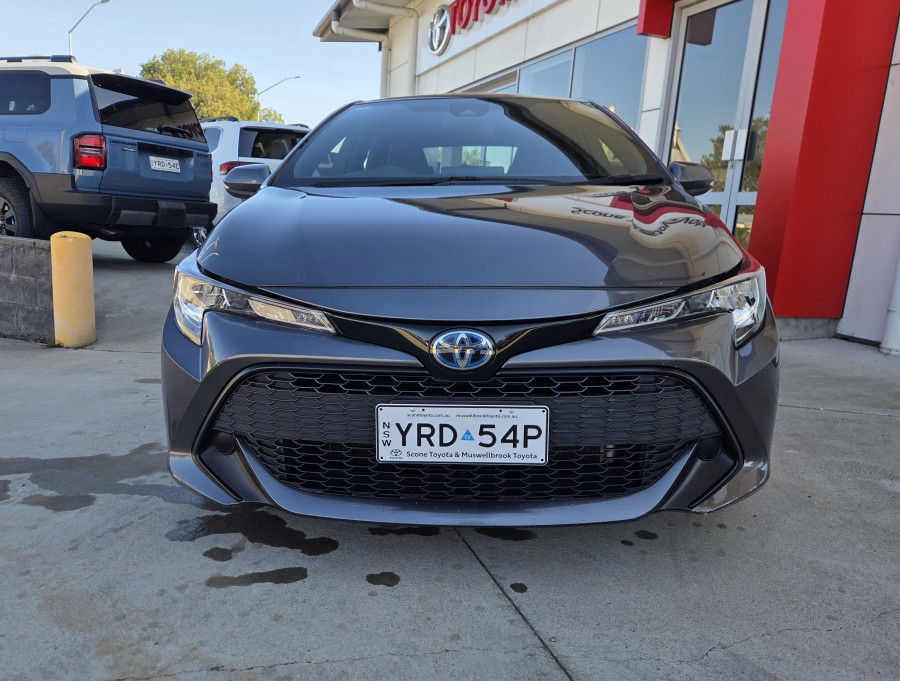 2022 Toyota Corolla ZWE219R  Ascent Sport Hybrid Hatch Image 2