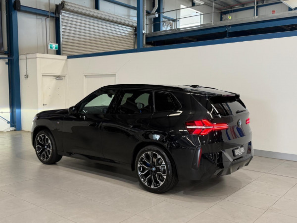 2026 MY25 BMW X3 G45 30e xDrive SUV image 6