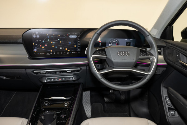 2025 Audi Q3 F3 TFSI 110kW SUV image 7