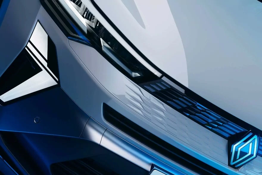 micro-diamond design grille Image
