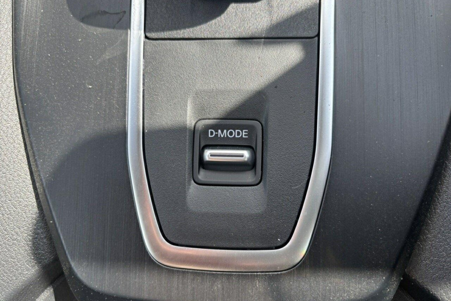 2025 Nissan QASHQAI J12 ST-L SUV Image 28