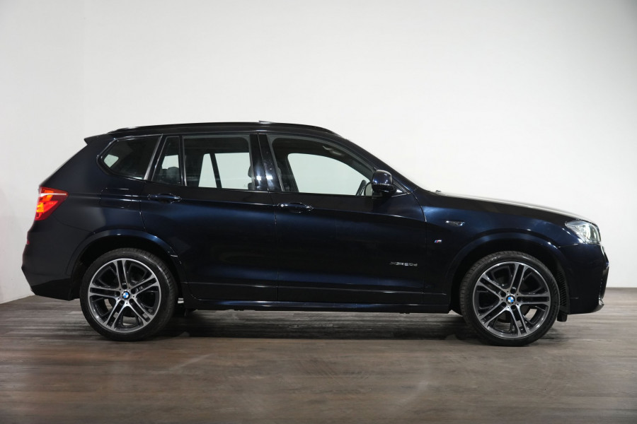 2017 BMW X3 xDrive20d SUV Image 4