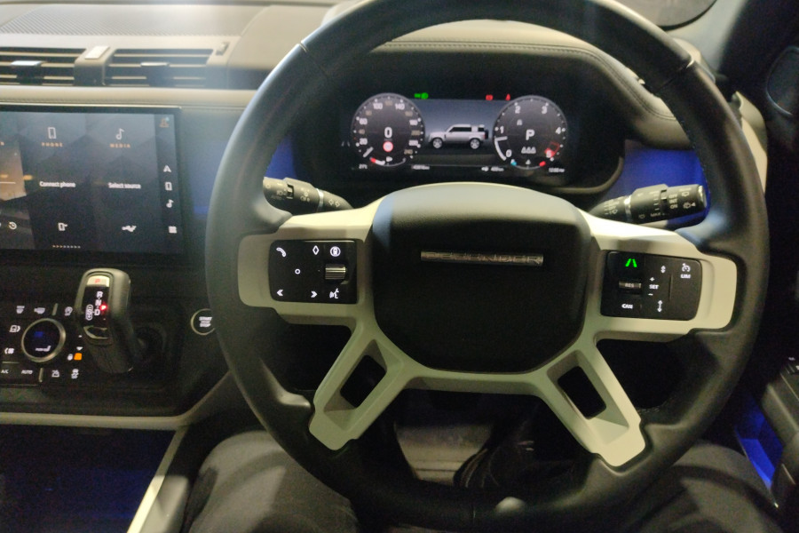2024 MY25 Land Rover Defender L663 110 D350 X SUV