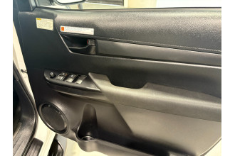 2020 Toyota HiLux  SR Dual Cab Ute