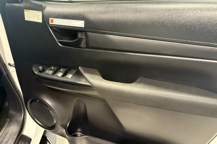 2020 Toyota HiLux  SR Dual Cab Ute Image 24