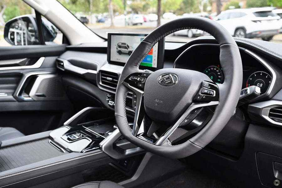 2025 LDV D90 SV9A Executive SUV Image 5